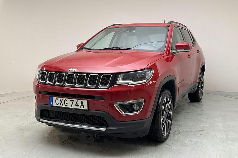 Röd Begagnad 2019 Jeep Compass Limited SUV | 170 000 kr (Marknadspris) - Bild 1/4