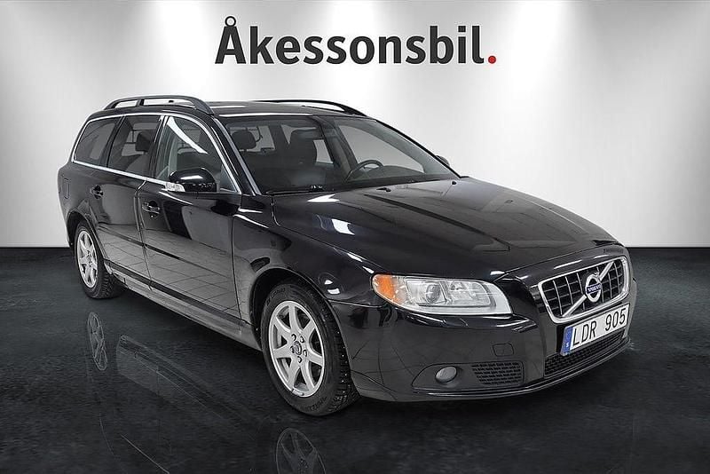 Svart Begagnad 2010 Volvo V70 Momentum Kombi | 64 900 kr (Dyr) - Bild 1/4