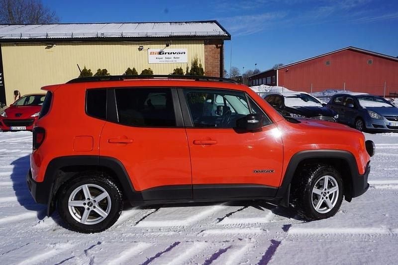 Begagnad Jeep Renegade Limited 140 HK (102 kW) 2015 Orange SUV