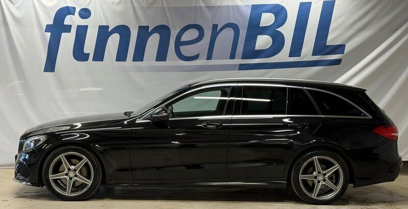 Svart Begagnad 2016 Mercedes C200 AMG line Kombi | 169 500 kr (Marknadspris) - Bild 1/4