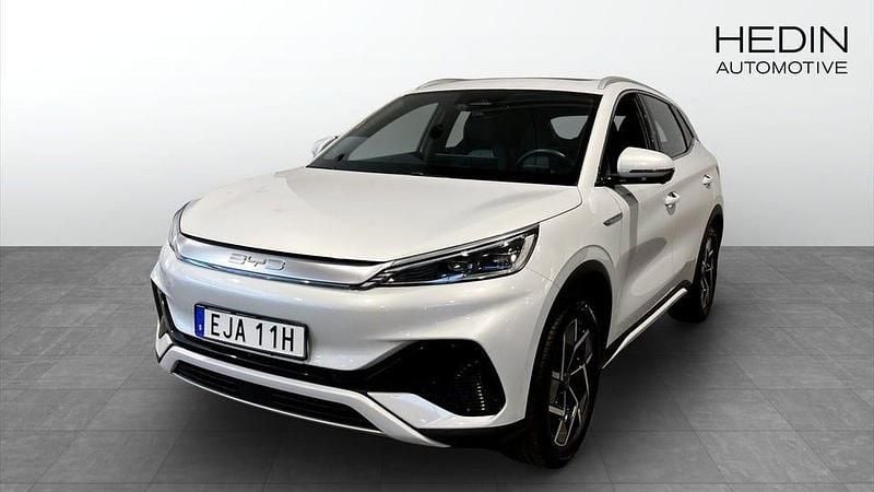 Vit Begagnad 2022 BYD Atto 3 Design SUV | 289 900 kr (Marknadspris) - Bild 1/4