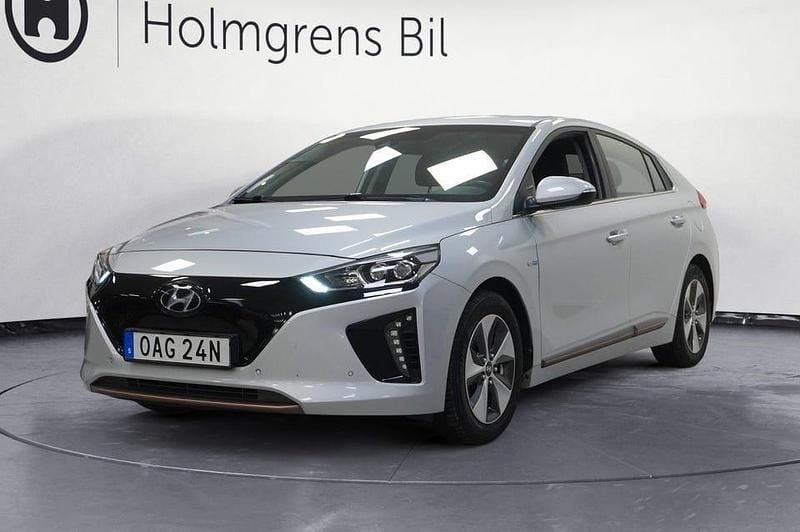 Begagnad Hyundai Ioniq Premium 100 kW (136 HK) 2018 Lgrå Halvkombi
