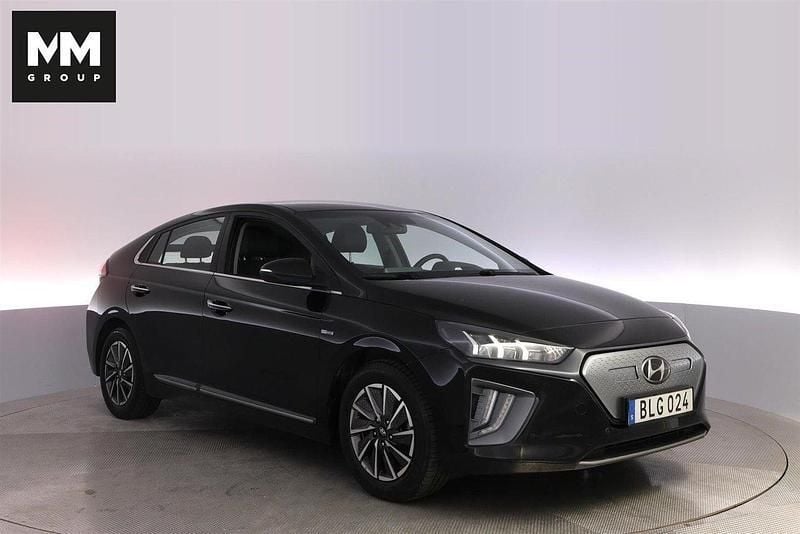 Svart Begagnad 2020 Hyundai Ioniq Premium Sedan | 189 900 kr (Marknadspris) - Bild 1/4