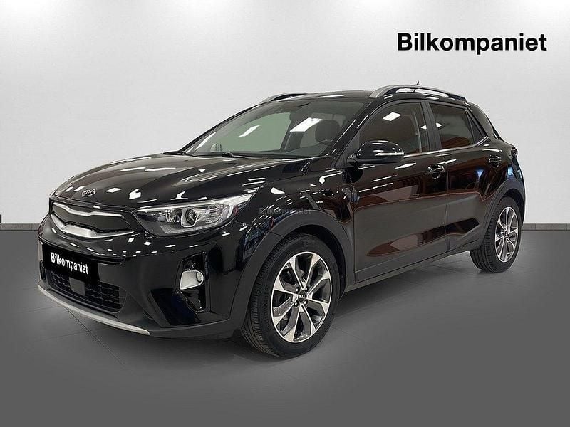 Svart Begagnad 2020 Kia Stonic Advance SUV | 189 800 kr (Marknadspris) - Bild 1/4