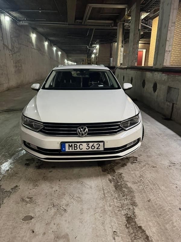 Begagnad 2016 VW Passat | 135 500 kr (Marknadspris) - Bild 1/4