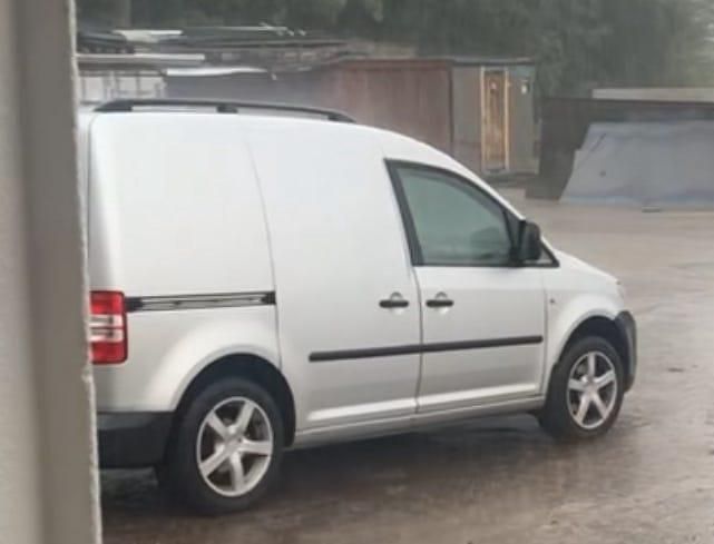 Begagnad 2015 VW Caddy Minibuss | 64 000 kr (Marknadspris) - Bild 1/4