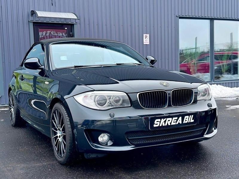 Begagnad BMW 120 177 HK (130 kW) 2012 Svart Halvkombi