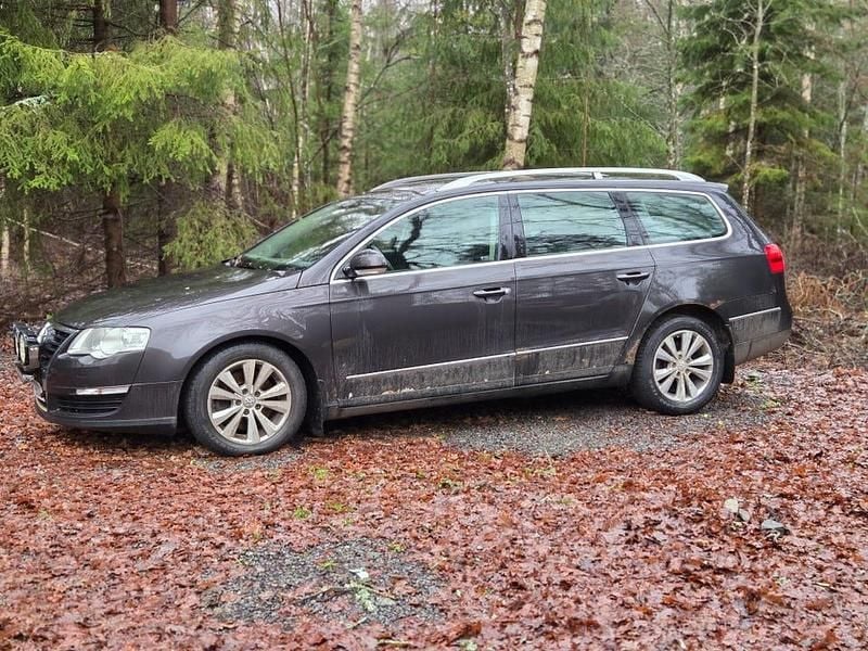 Begagnad 2008 VW Passat Kombi | 10 000 kr (Superpris) - Bild 1/2