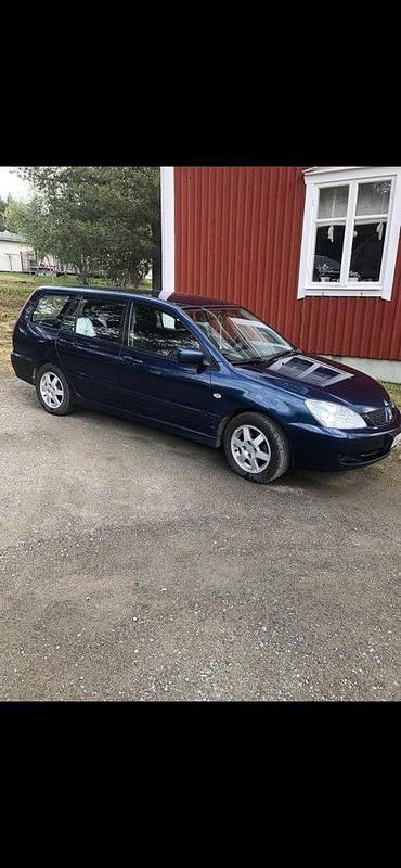 Blå Begagnad 2006 Mitsubishi Lancer Invite Kombi | 12 500 kr (Bra pris) - Bild 1/1