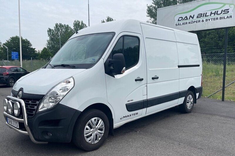 Vit Begagnad 2017 Renault Master Van | 129 900 kr (Superpris) - Bild 1/4