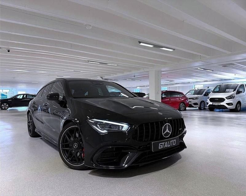 Svart Begagnad 2022 Mercedes CLA45 AMG AMG Kombi | 579 900 kr (Marknadspris) - Bild 1/3