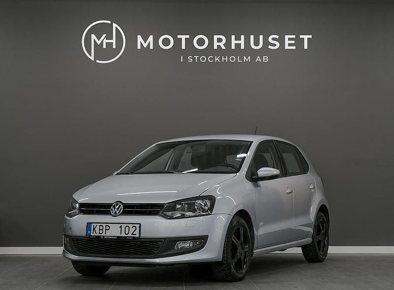 Begagnad VW Polo 90 HK (66 kW) 2012 Silver Halvkombi