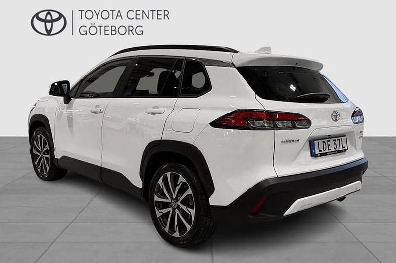 Begagnad Toyota Corolla Cross 200 HK (147 kW) 2024 Vit SUV