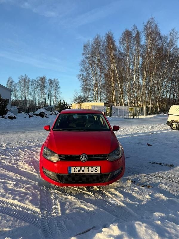Begagnad VW Polo 86 HK (63 kW) 2011 Halvkombi