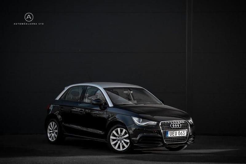 Begagnad Audi A1 Sportback Sport 86 HK (63 kW) 2014 Svart Halvkombi