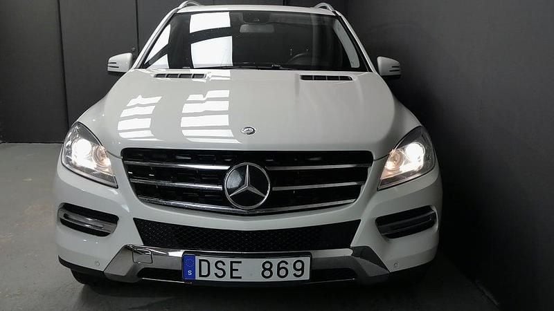 Begagnad Mercedes ML350 AMG line 258 HK (189 kW) 2012 Vit SUV