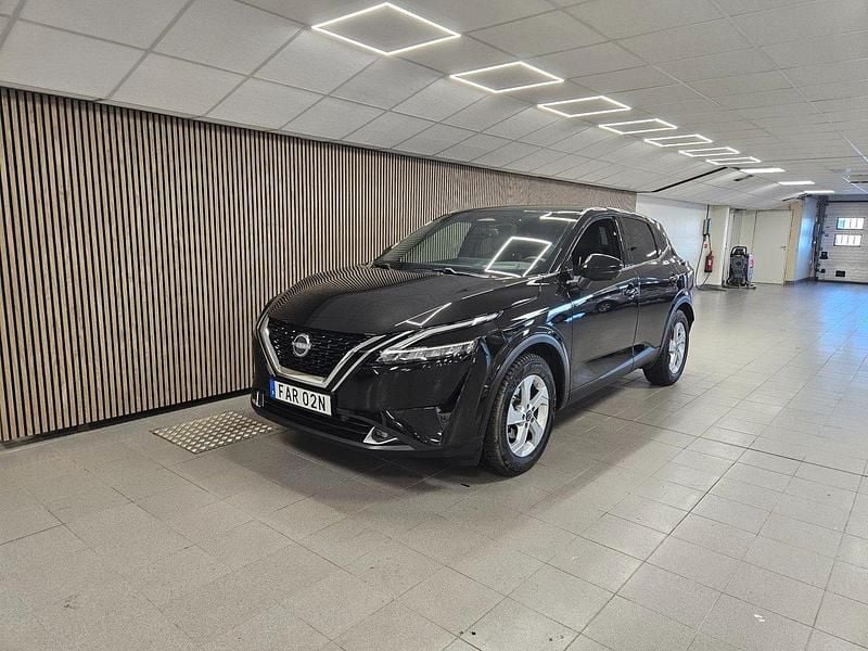 Svart Begagnad 2023 Nissan Qashqai SUV | 349 700 kr (Lite dyr) - Bild 1/4