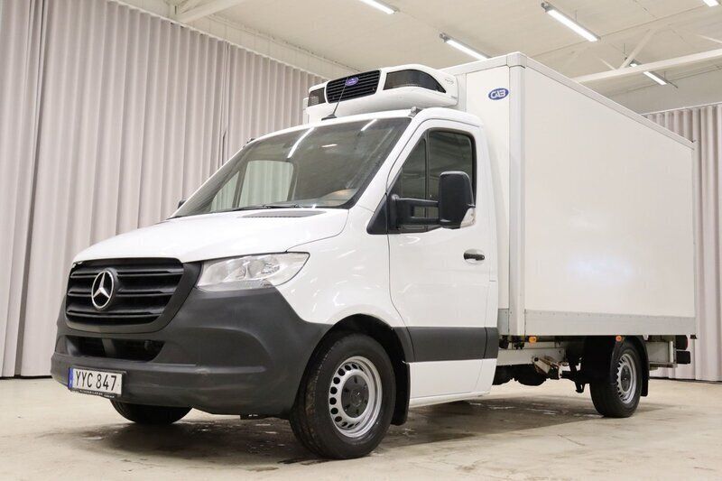 Flerfärgad Begagnad 2019 Mercedes Sprinter Van | 279 900 kr (Marknadspris) - Bild 1/4