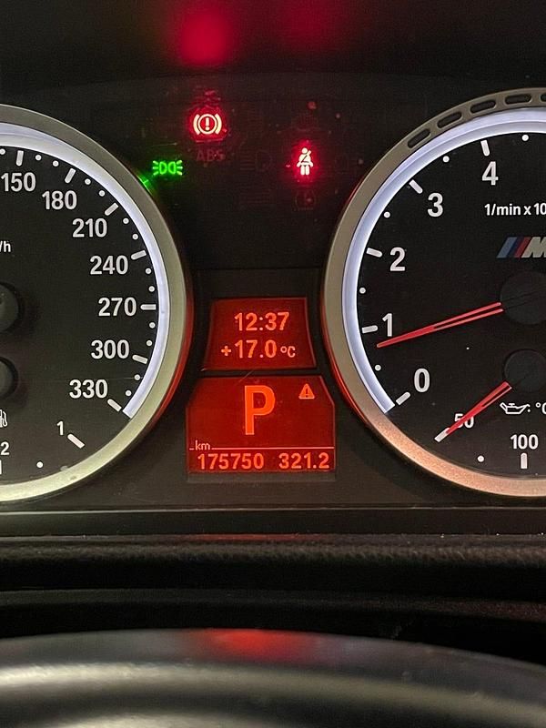 Begagnad BMW M3 420 HK (308 kW) 2012 Cab