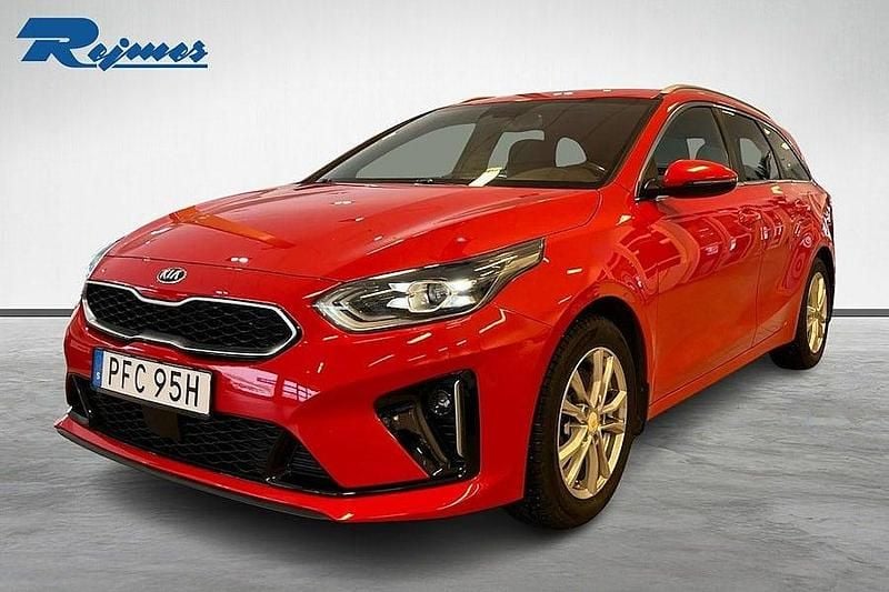 Röd Begagnad 2020 Kia Ceed Sportswagon GT-Line Kombi | 194 800 kr (Marknadspris) - Bild 1/4