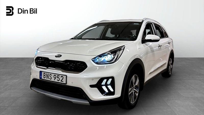 Vit Begagnad 2019 Kia Niro Advance SUV | 219 800 kr (Marknadspris) - Bild 1/4