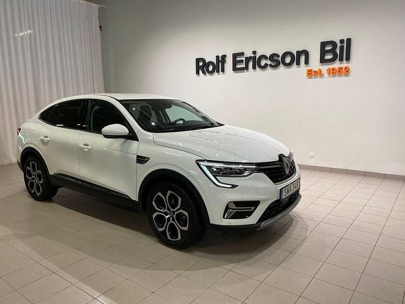 Vit Begagnad 2023 Renault Arkana Techno SUV | 244 500 kr (Marknadspris) - Bild 1/4