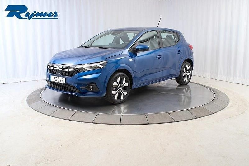 Blå Ny 2025 Dacia Sandero Expression Halvkombi | 229 200 kr (Marknadspris) - Bild 1/4