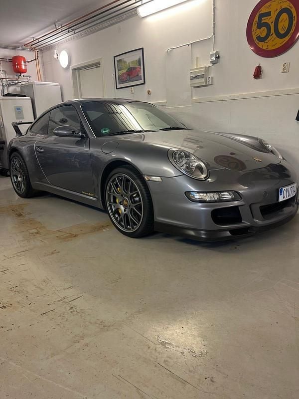 Begagnad Porsche 911 Carrera S 381 HK (280 kW) 2006 Sportkupé