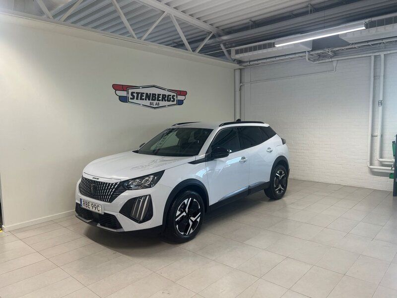 Vit Begagnad 2024 Peugeot 2008 Allure SUV | 239 900 kr (Marknadspris) - Bild 1/4