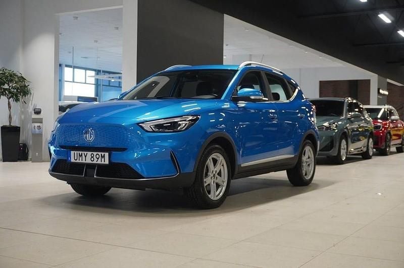 Blå Begagnad 2022 MG ZS Luxury SUV | 229 900 kr (Bra pris) - Bild 1/4