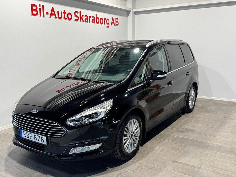 Svart Begagnad 2015 Ford Galaxy Titanium Minibuss | 199 500 kr - Bild 1/4