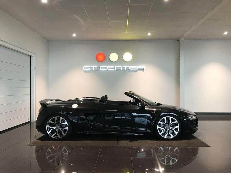 Begagnad Audi R8 Spyder 525 HK (386 kW) 2010 Svart Cab