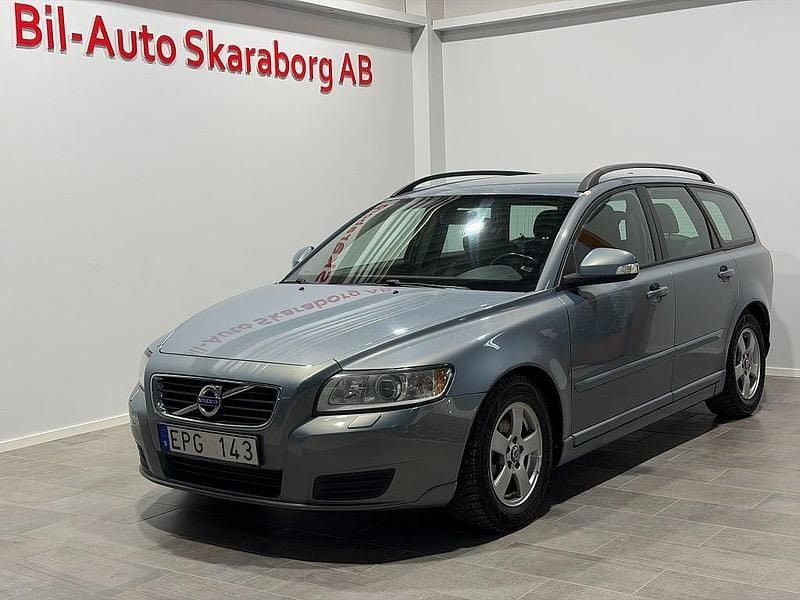 Begagnad Volvo V50 109 HK (80 kW) 2010 Blå Kombi