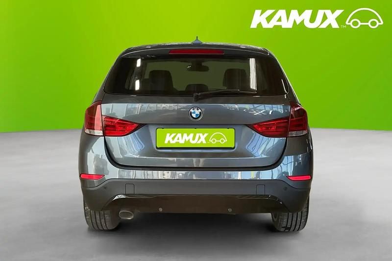Begagnad BMW X1 184 HK (135 kW) 2015 Silver/grå SUV
