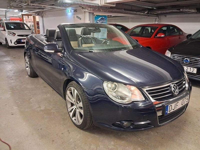 Blå Begagnad 2008 VW Eos Cab | 49 900 kr (Marknadspris) - Bild 1/4