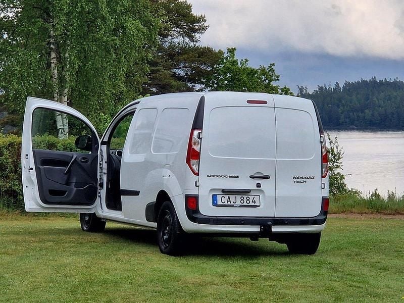 Vit Begagnad 2018 Renault Kangoo Minibuss | 95 000 kr (Marknadspris) - Bild 1/4