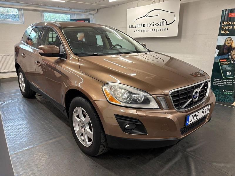 Begagnad Volvo XC60 Summum 164 HK (120 kW) 2009 Brun SUV