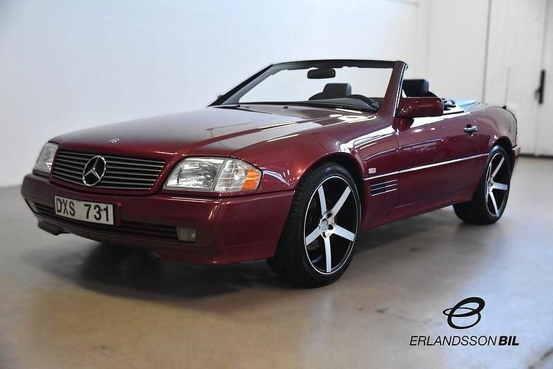 Mörkröd Begagnad 1995 Mercedes SL280 Cab | 199 900 kr - Bild 1/4