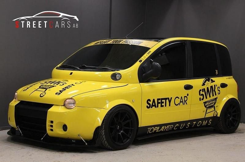 Begagnad Fiat Multipla 103 HK (75 kW) 2000 Silver Minibuss