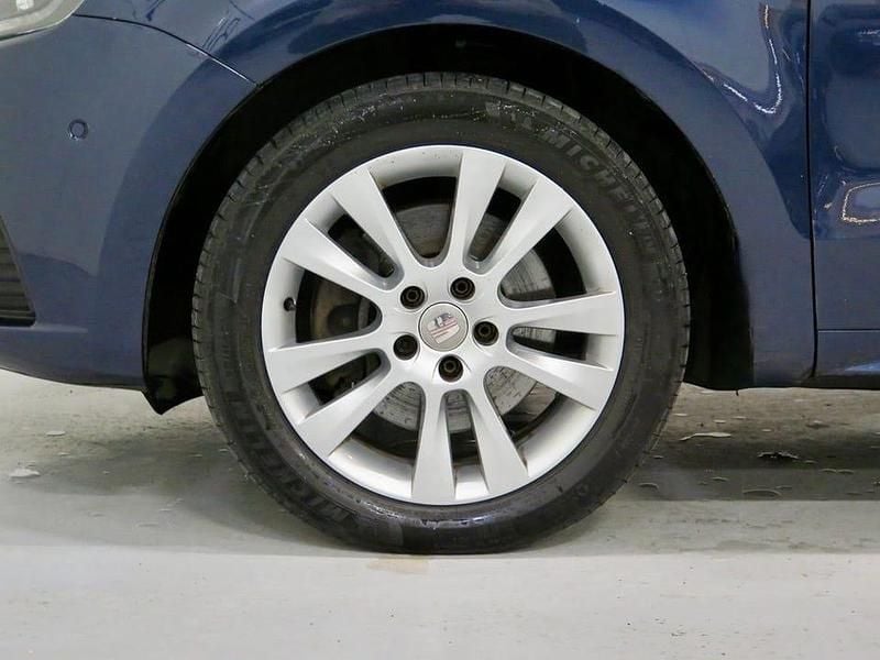 Begagnad Seat Alhambra Ecomotive 140 HK (102 kW) 2012 Minibuss