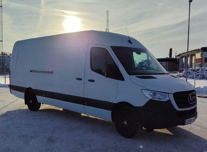 Begagnad Mercedes Sprinter 190 HK (139 kW) 2021 Van
