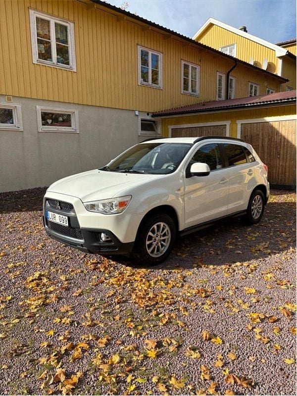 Vit Begagnad 2011 Mitsubishi ASX Comfort Edition SUV | 59 000 kr (Marknadspris) - Bild 1/4