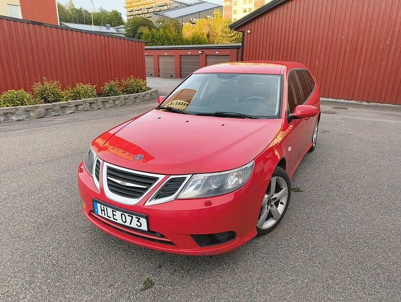 Röd Begagnad 2008 Saab 9-3 Kombi | 33 000 kr (Bra pris) - Bild 1/4