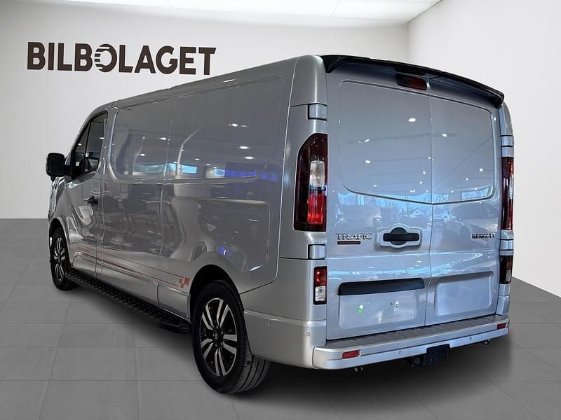 Ny Renault Trafic 2026 Grå Minibuss