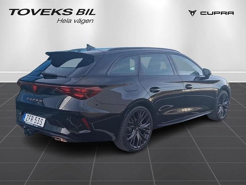 Ny Cupra Leon 2026 Svart