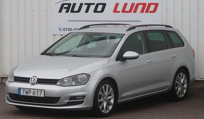 Silver (silvermetallic) Begagnad 2014 VW Golf VII GT Kombi | 79 900 kr (Marknadspris) - Bild 1/4