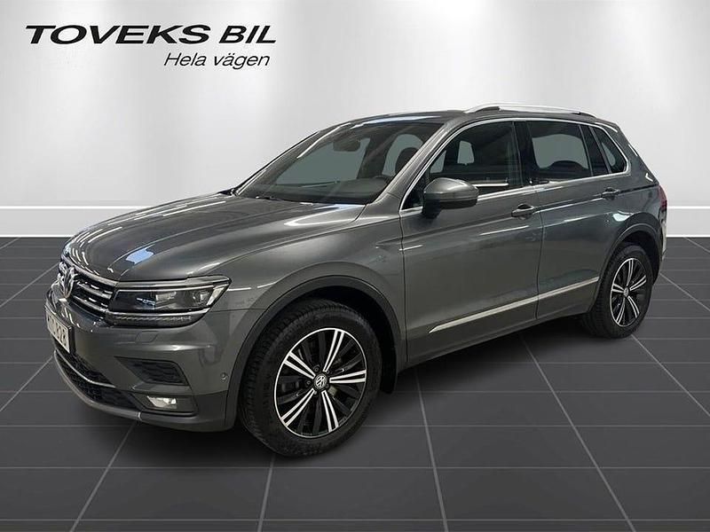 Silver Begagnad 2018 VW Tiguan SUV | 242 900 kr (Bra pris) - Bild 1/4