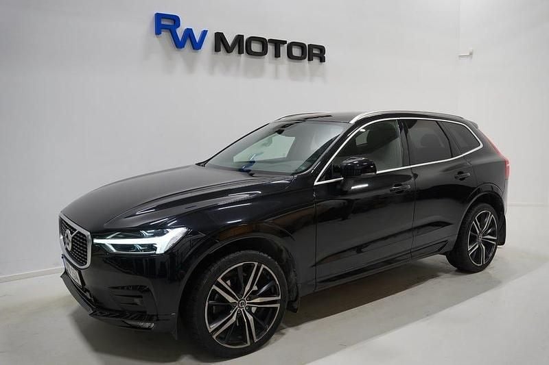 Svart Begagnad 2017 Volvo XC60 R-Design SUV | 324 800 kr (Lite dyr) - Bild 1/4