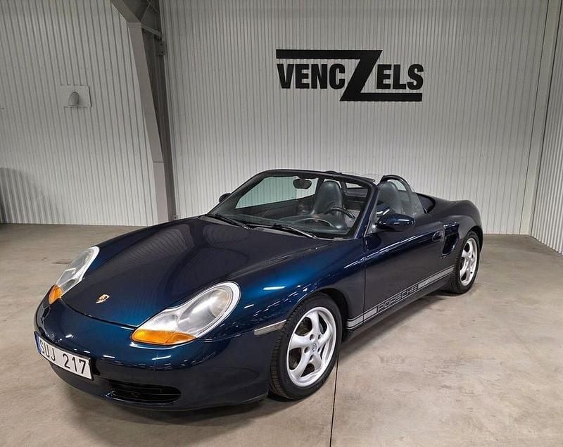 Begagnad Porsche Boxster 204 HK (150 kW) 1998 Mörkblå Cab