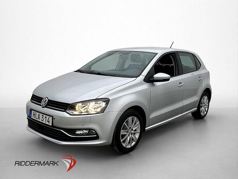 Begagnad VW Polo 90 HK (66 kW) 2014 Silver Halvkombi